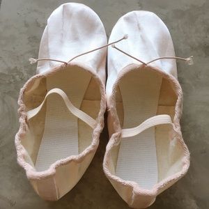🎀 Freed of London Satin Top Spin Ballet Slippers